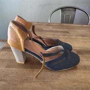 Women’s strappy heels
